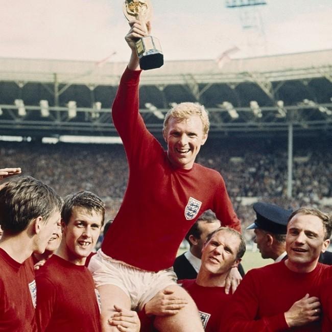 Сборная Англии майка игровая именная Бобби Мур 1966
