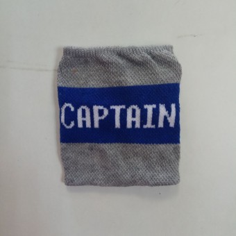 Капитанская повязка "Captain" на липучке серо-синяя